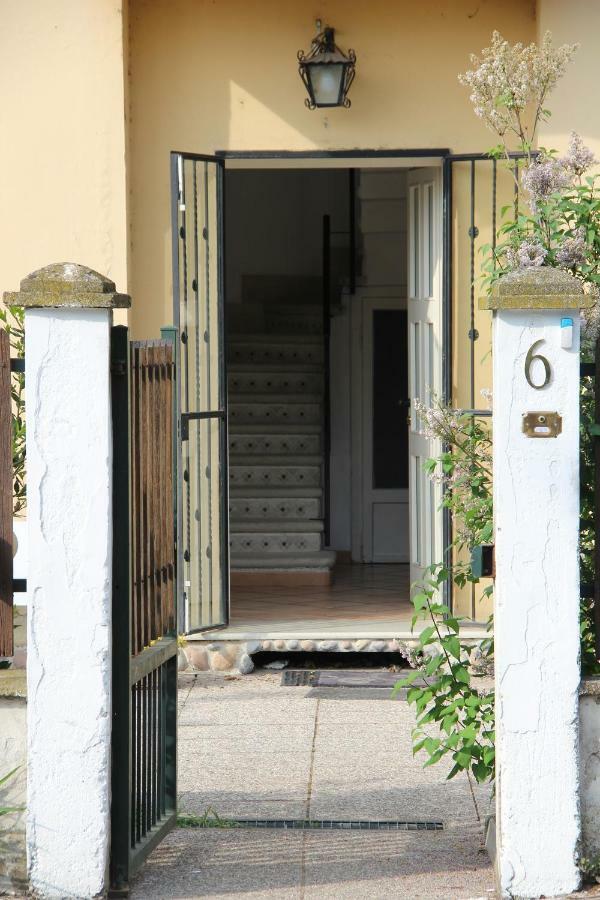 Locanda Agnella Hotel Porto Mantovano Exterior photo